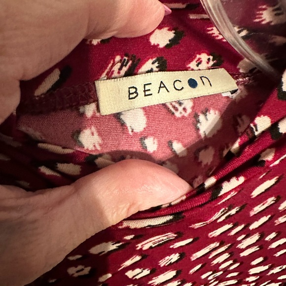 Beacon Dark Red Long Sleeve Key Hole top XXL - Picture 5 of 6